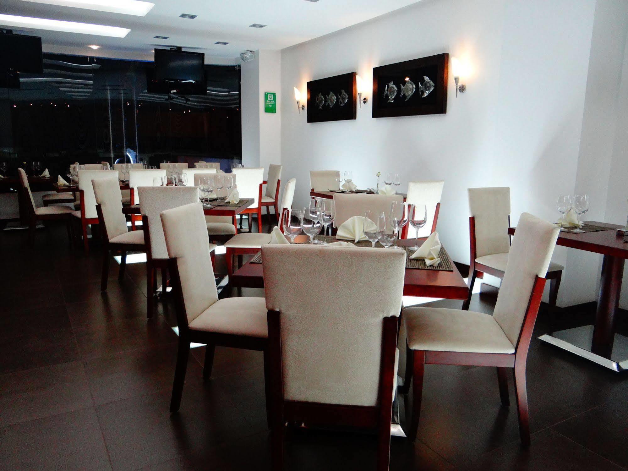 Casben Hotel Loja Zewnętrze zdjęcie