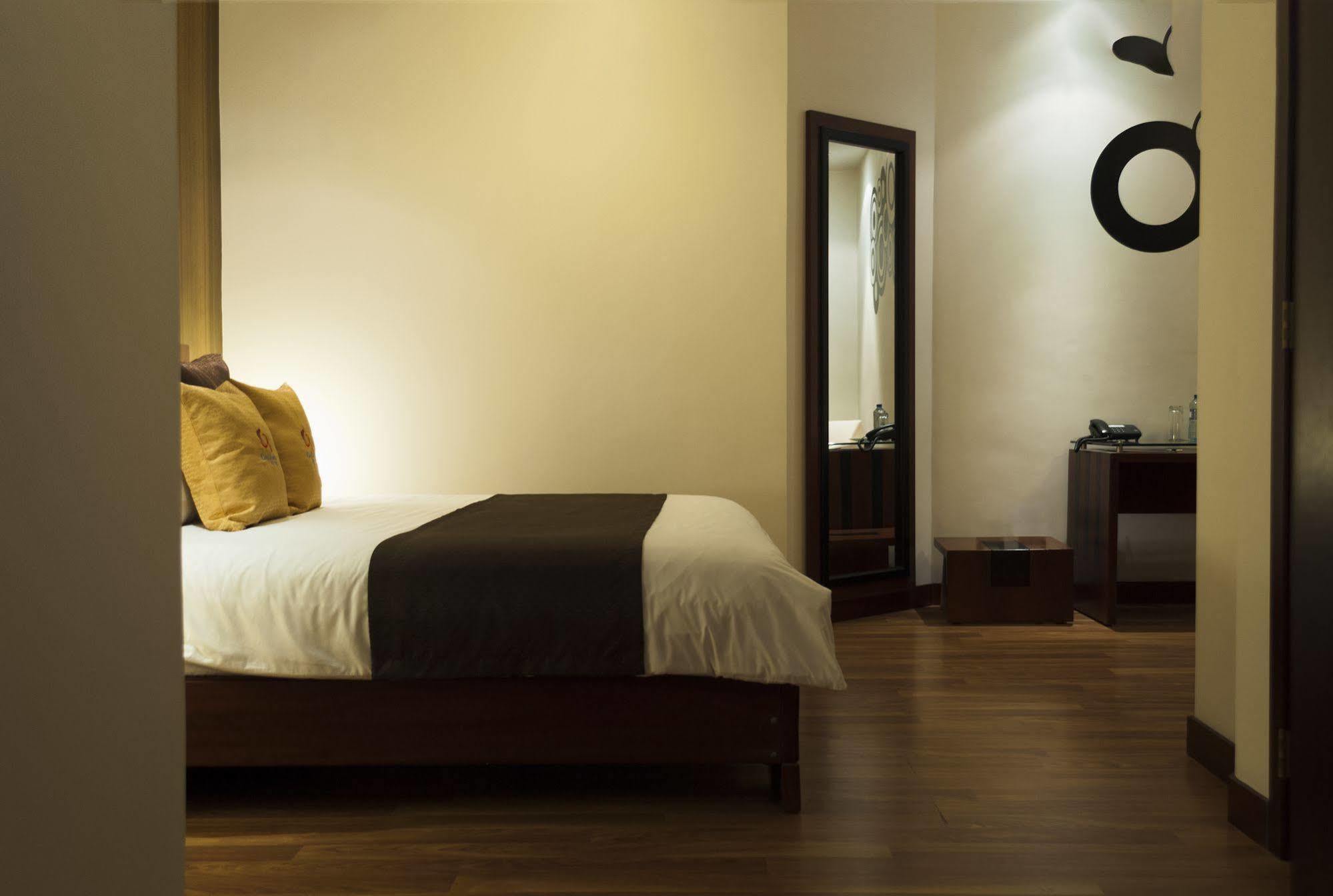 Casben Hotel Loja Zewnętrze zdjęcie