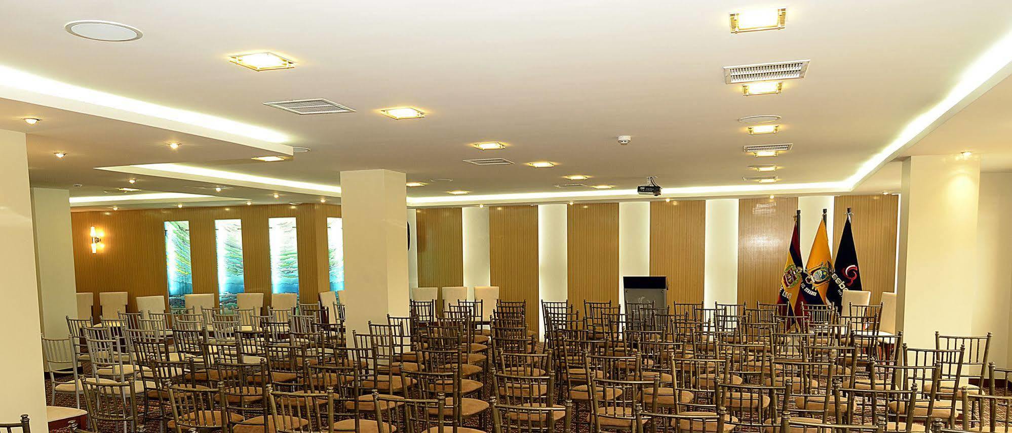 Casben Hotel Loja Zewnętrze zdjęcie